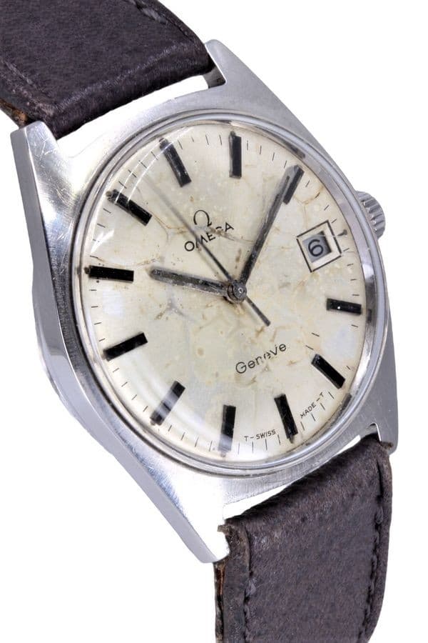 OMEGA GENEVE — vue 3