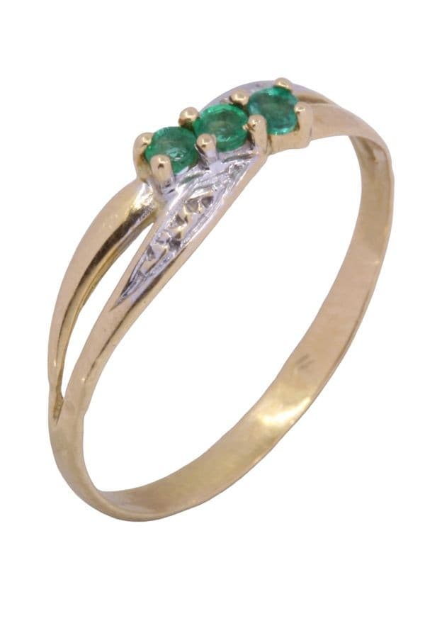 BAGUE MODERNE ÉMERAUDES — vue 4