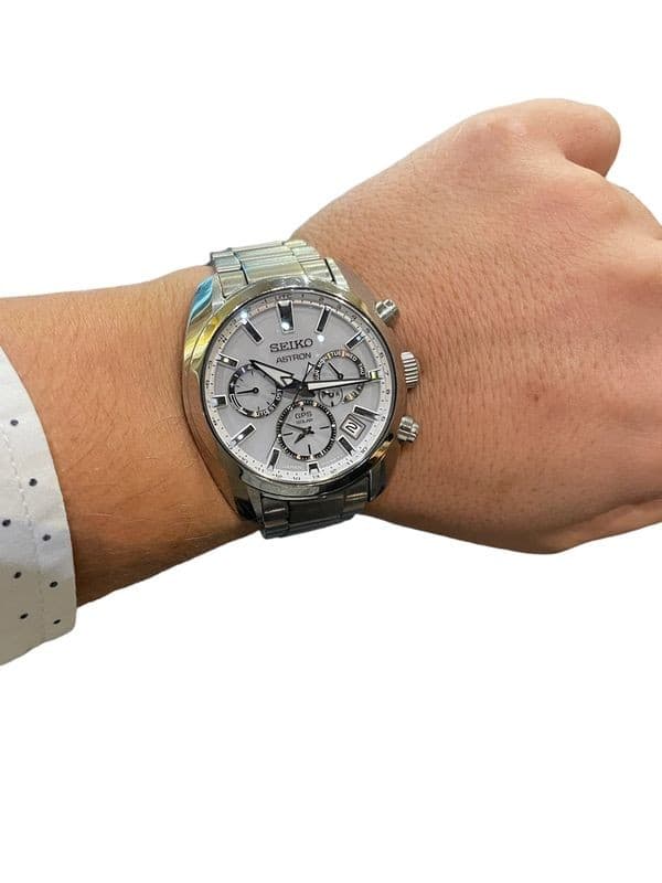 SEIKO ASTRON GPS SOLAR — vue 2