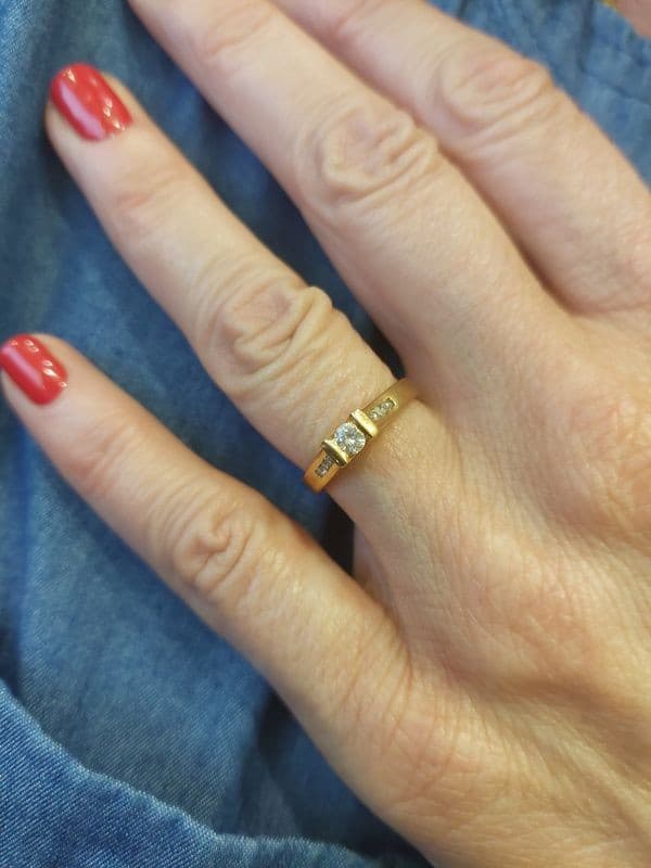 BAGUE STYLE SOLITAIRE DIAMANTS — vue 2