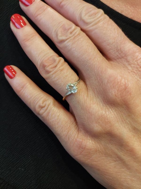 BAGUE MODERNE AIGUE-MARINE — vue 2
