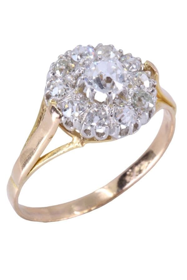 BAGUE MARGUERITE ANCIENNE DIAMANTS — vue 3