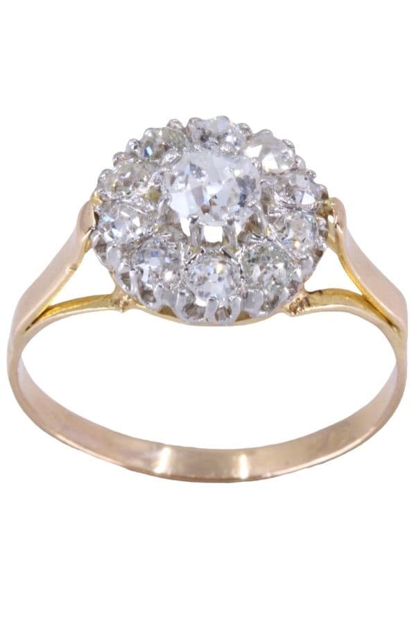 BAGUE MARGUERITE ANCIENNE DIAMANTS — vue 1