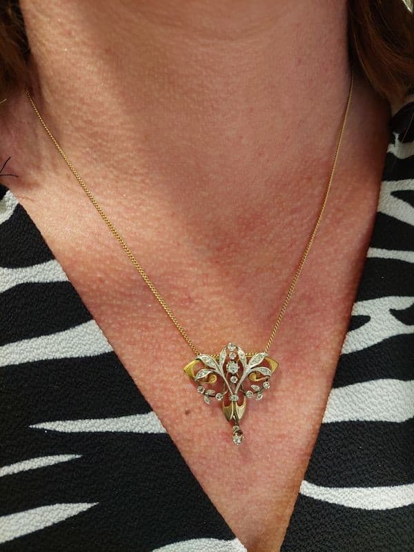 COLLIER ART-NOUVEAU DIAMANTS — vue 2