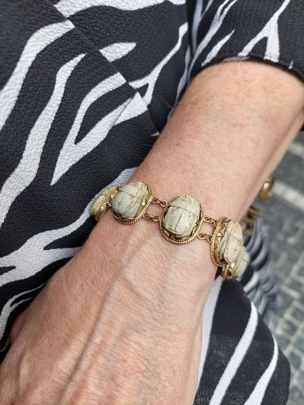 BRACELET SCARABÉES STYLE NÉO-ÉGYPTIEN — vue 2