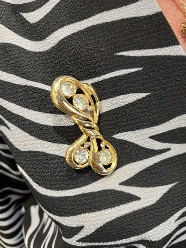 BROCHE FANTAISIE NŒUD STRASS — vue 2