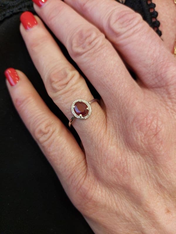 BAGUE RUBIS ET DIAMANTS — vue 2