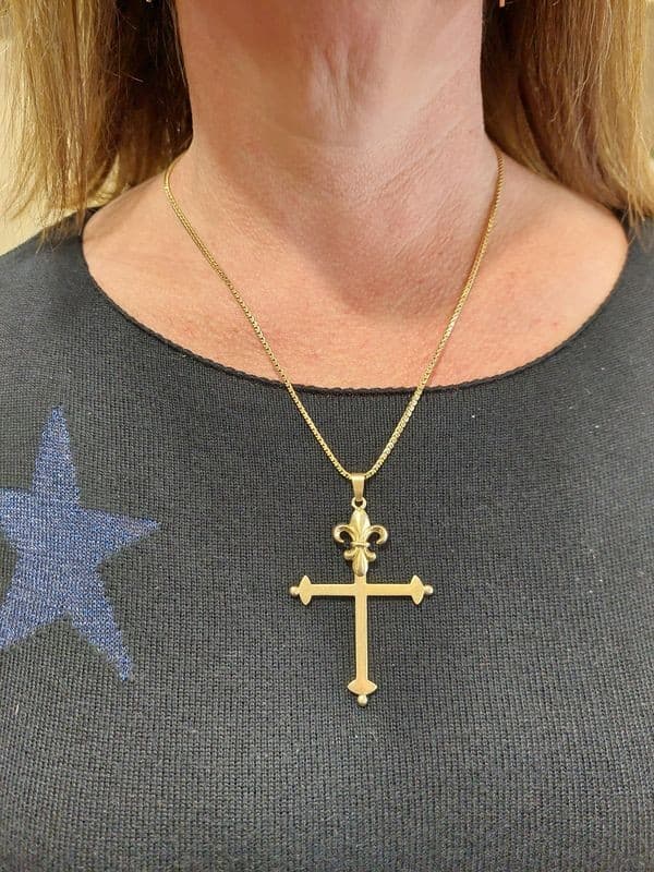 CROIX ANCIENNE FLEUR DE LYS — vue 2