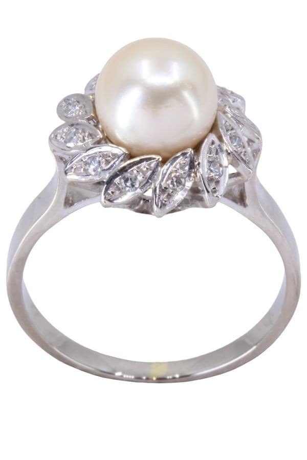 BAGUE MODERNE PERLE ET DIAMANTS — vue 1