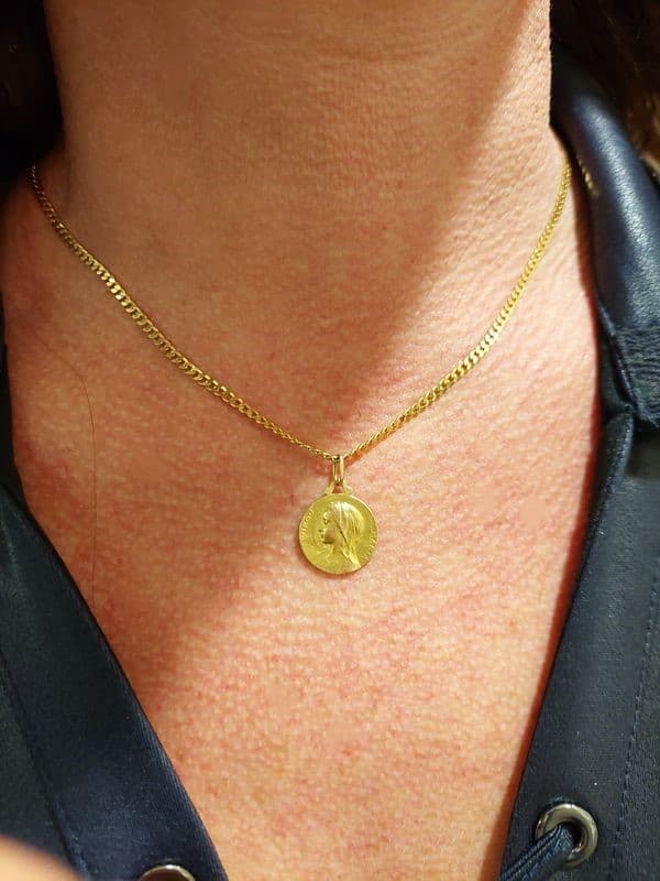 MÉDAILLE VIERGE SIGNÉE DROPSY — vue 2