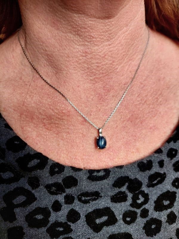 PENDENTIF SAPHIR ÉTOILÉ — vue 2