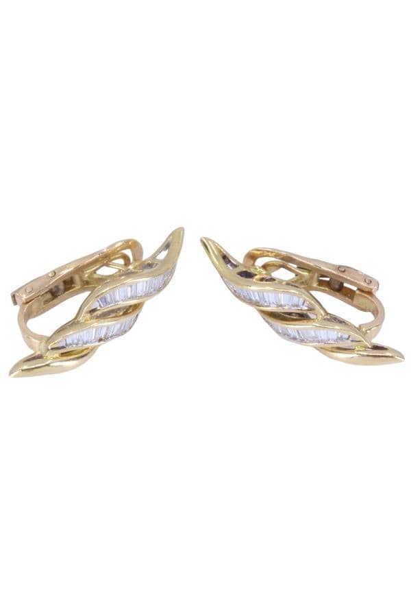 BOUCLES D'OREILLES DIAMANTS BAGUETTES — vue 3