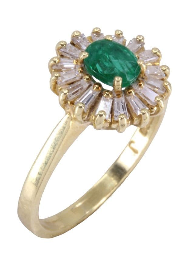 BAGUE MARGUERITE ÉMERAUDE ET DIAMANTS BAGUETTE — vue 4