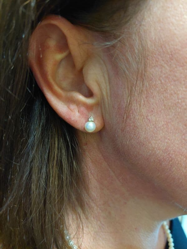 BOUCLES D'OREILLES PERLES ET DIAMANTS — vue 2