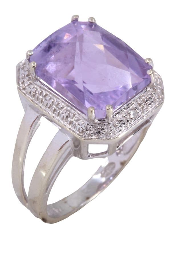 BAGUE AMÉTHYSTE ET DIAMANTS — vue 4