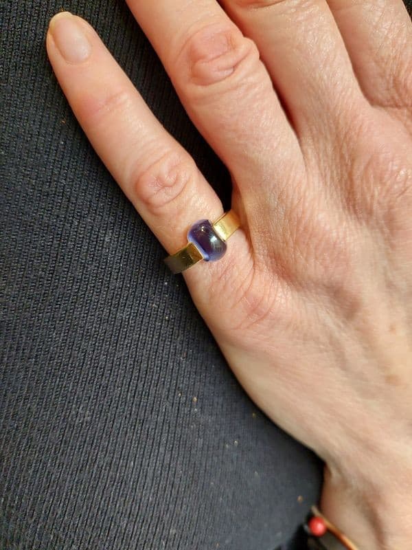 BAGUE MODERNE AMÉTHYSTE — vue 2