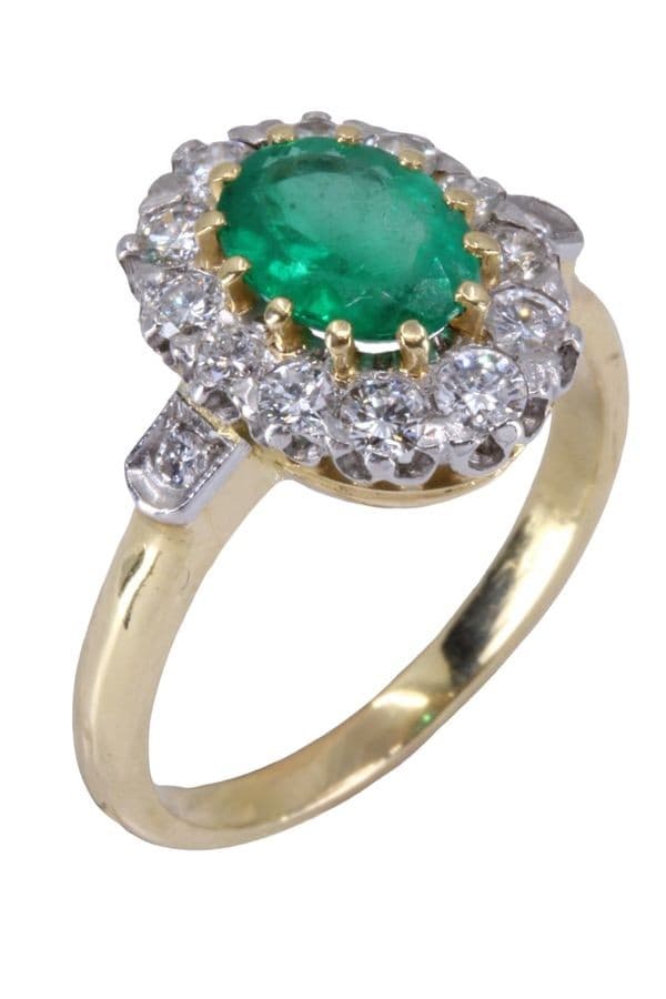 BAGUE POMPADOUR ÉMERAUDE ET DIAMANTS — vue 3