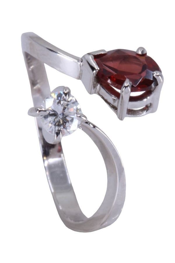 BAGUE TOI ET MOI GRENAT ET DIAMANT — vue 6