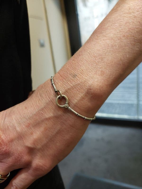 BRACELET MAILLE BATON MODERNE — vue 2