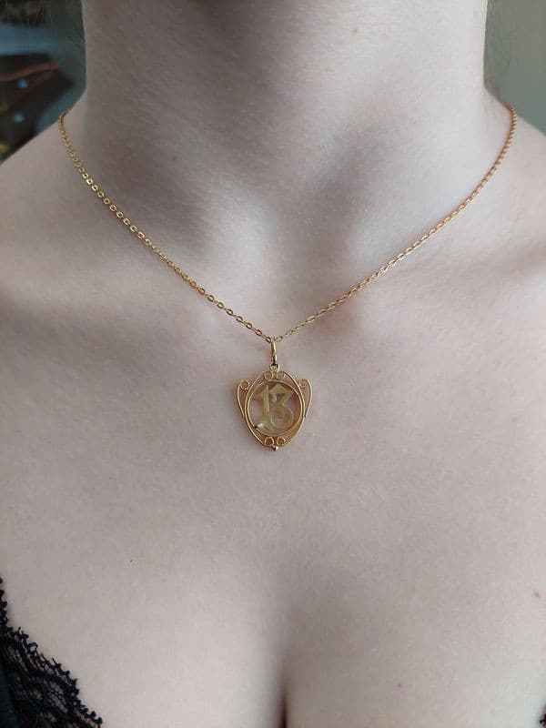 PENDENTIF PORTE-BONHEUR — vue 2