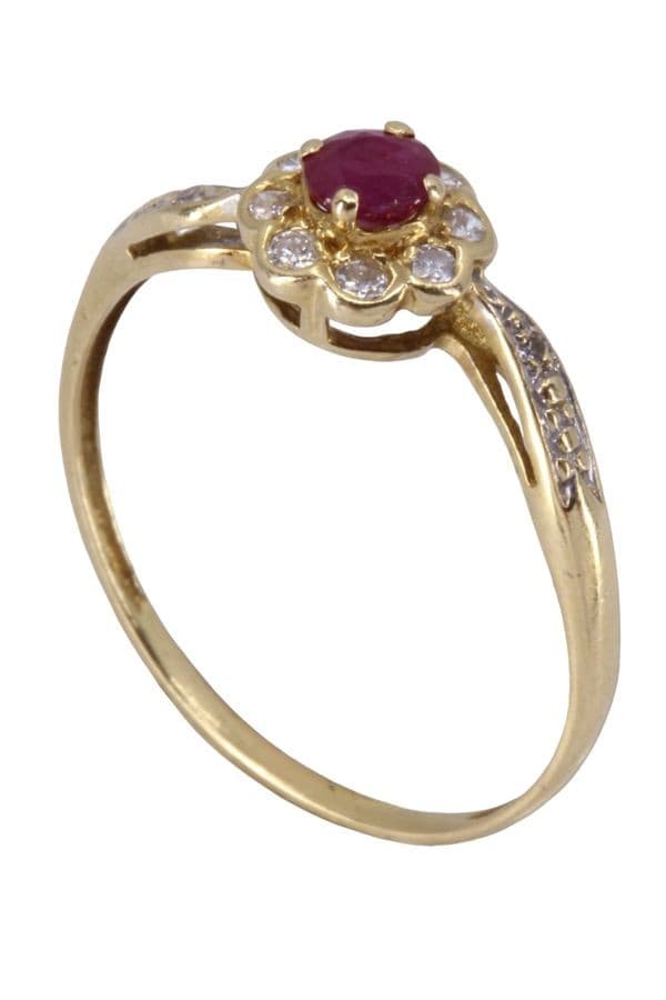 BAGUE MARGUERITE RUBIS ET DIAMANTS — vue 4