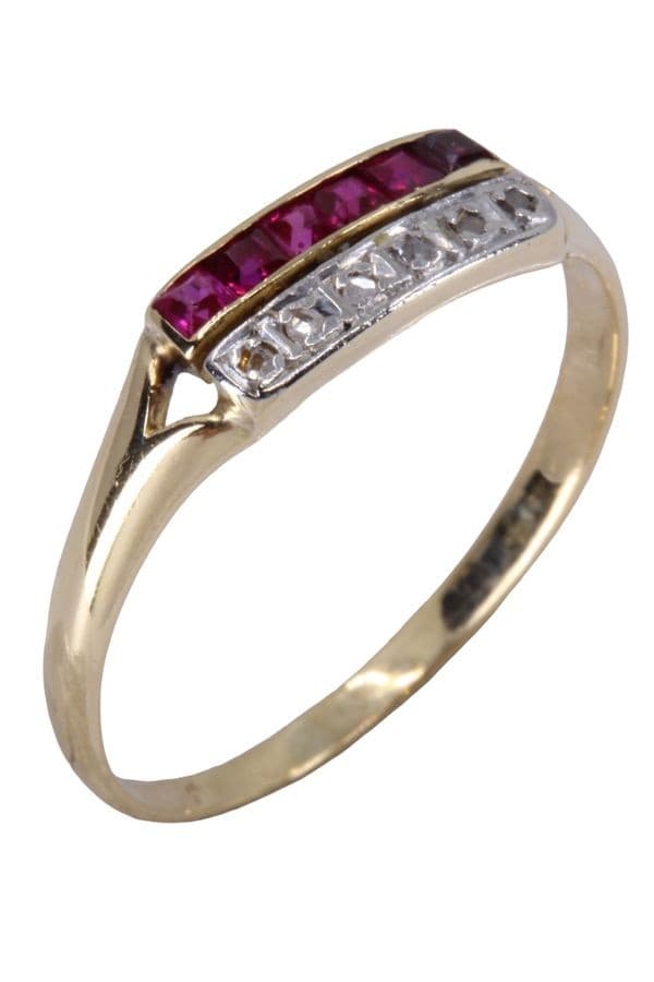 BAGUE RUBIS ET DIAMANTS — vue 3