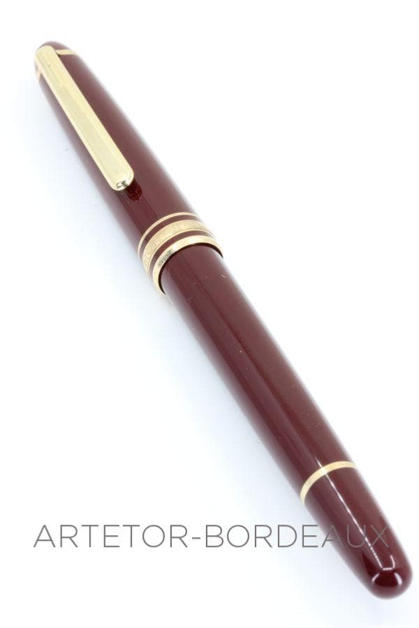 Stylo plume Montblanc — vue 1