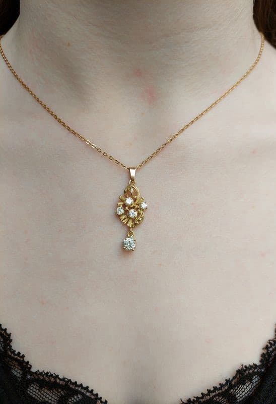 PENDENTIF DIAMANTS — vue 2