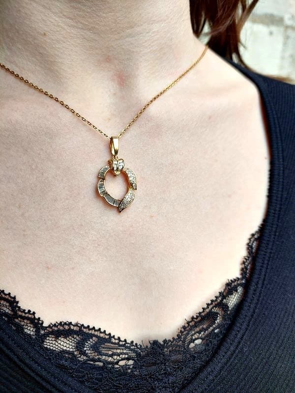 PENDENTIF DIAMANTS MODERNE — vue 2