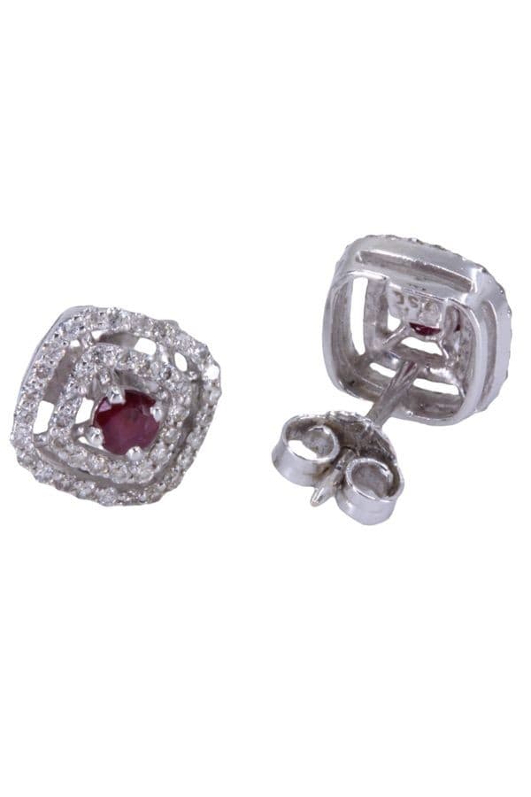 BOUCLES D'OREILLES RUBIS ET DIAMANTS — vue 3