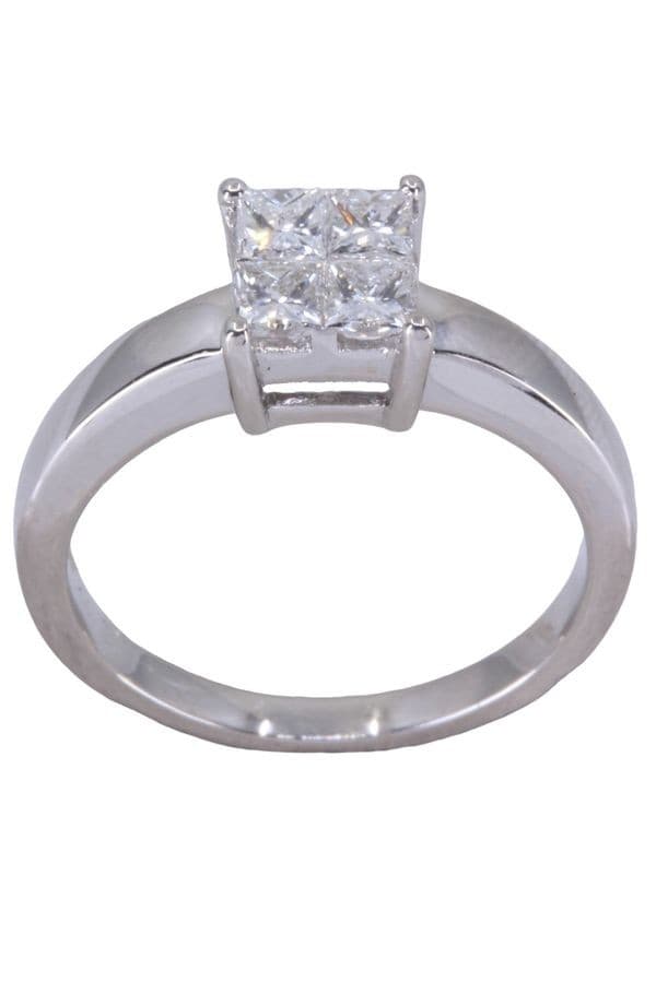 BAGUE STYLE SOLITAIRE DIAMANTS — vue 1