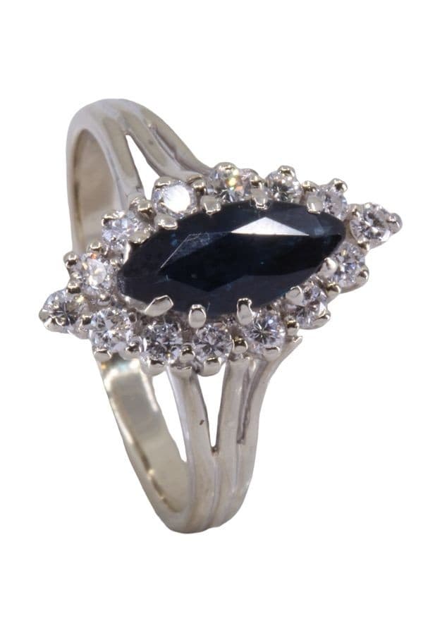 BAGUE MARQUISE SAPHIR ET DIAMANTS — vue 4