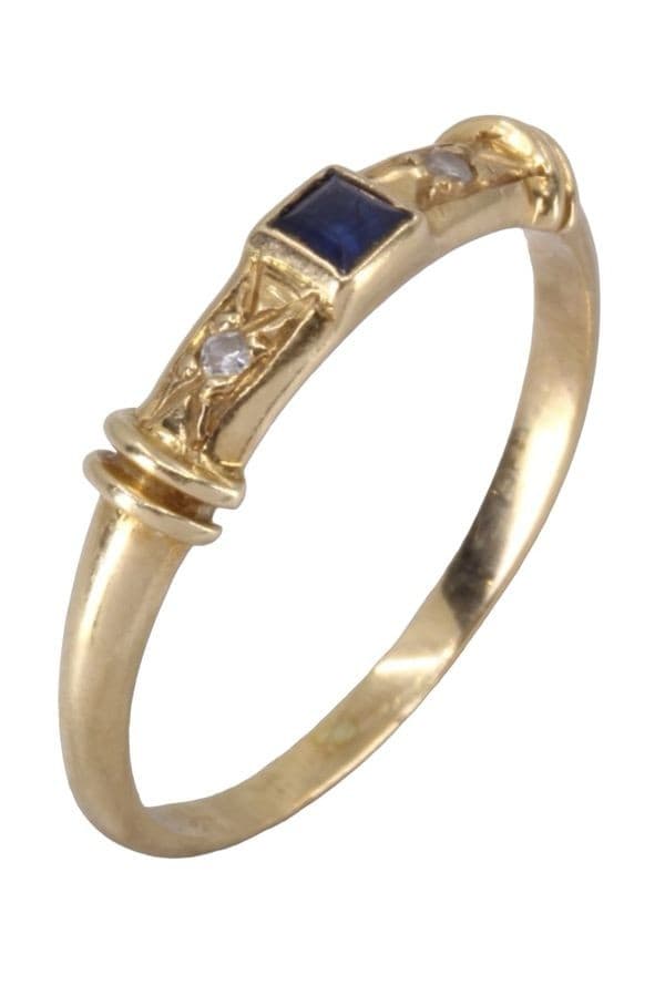 BAGUE MODERNE SAPHIR ET DIAMANTS — vue 3