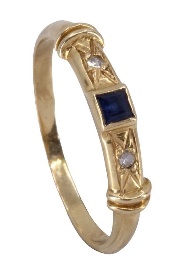 BAGUE MODERNE SAPHIR ET DIAMANTS — vue 5