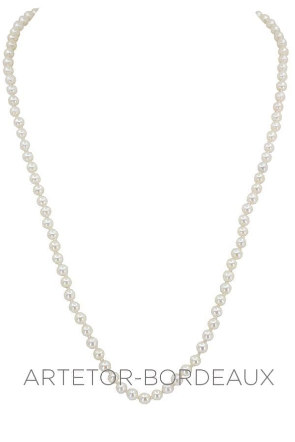 Collier de perles choker — vue 1