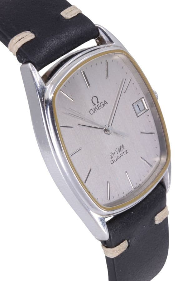 OMEGA DE VILLE — vue 3