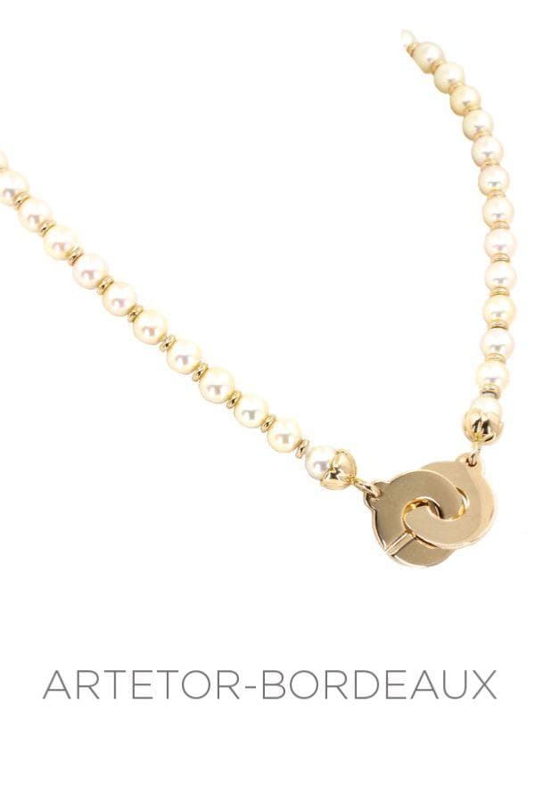 Collier de perles fermoir menottes — vue 2