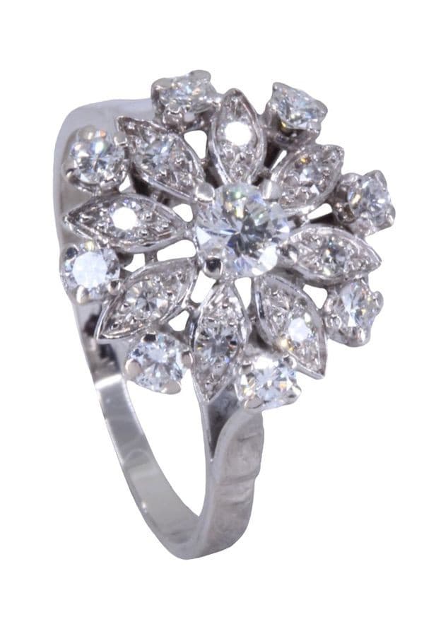 BAGUE FLEUR DIAMANTS ANNÉES 50' — vue 4