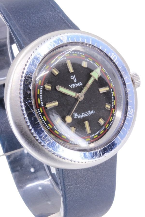 YEMA WRISTMASTER — vue 3