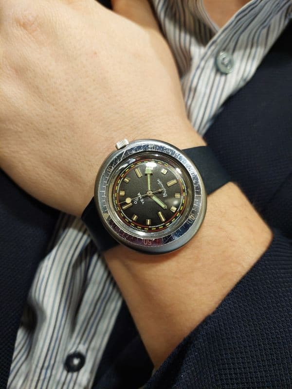 YEMA WRISTMASTER — vue 2