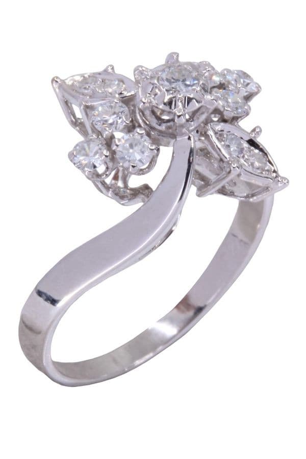 BAGUE FLEUR DIAMANTS — vue 3