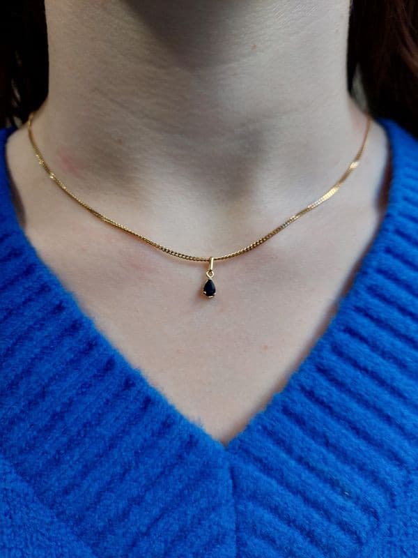 PENDENTIF SAPHIR — vue 2