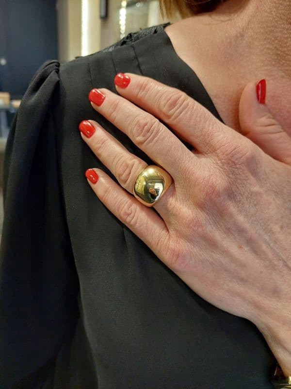 BAGUE JONC SIGNÉE POIRAY — vue 2