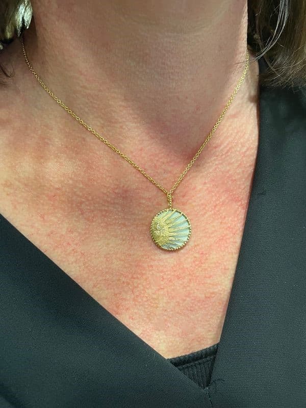 COLLIER DIOR "ROSE CÉLESTE" — vue 4