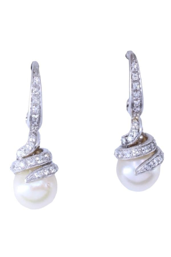 BOUCLES D'OREILLES PENDANTES PERLES ET DIAMANTS — vue 1
