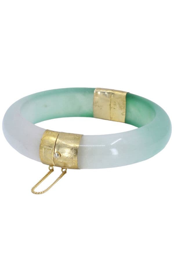 BRACELET JONC OUVRANT EN JADE — vue 1