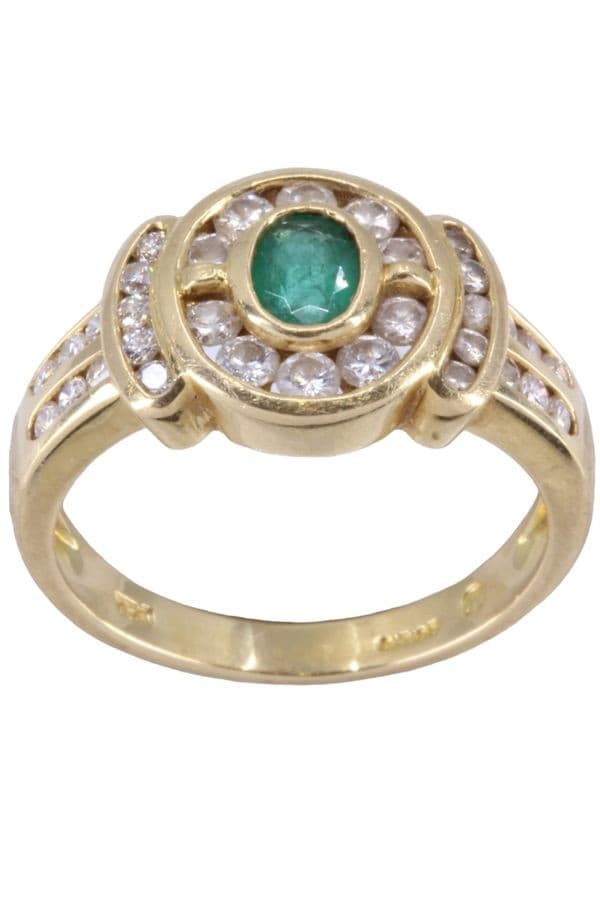 BAGUE MODERNE ÉMERAUDE ET DIAMANTS — vue 1