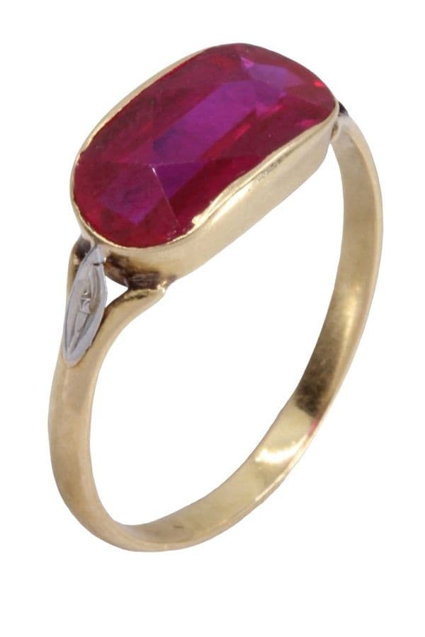 BAGUE ANCIENNE RUBIS — vue 3