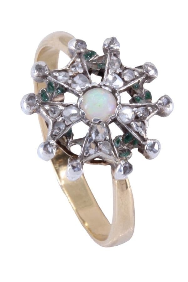 BAGUE ANCIENNE OPALE ET DIAMANTS — vue 4