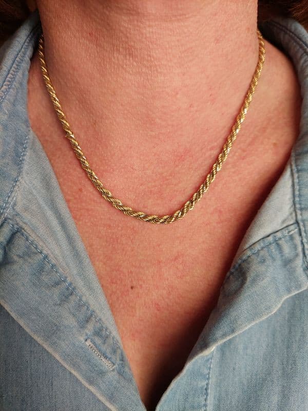 COLLIER MAILLE TORSADÉE EN CHUTE — vue 2